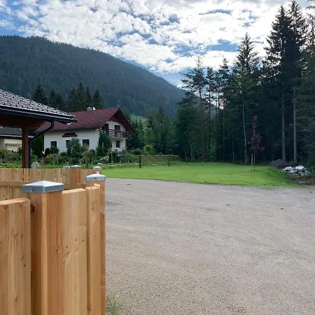 Hoamatgfuehl Mit Gartensauna - In Der Naehe Von Schladming Appartement