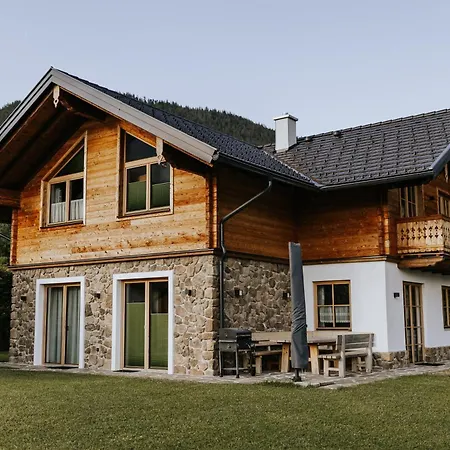 Hoamatgfuehl Mit Gartensauna - In Der Naehe Von Schladming Appartement Haus im Ennstal