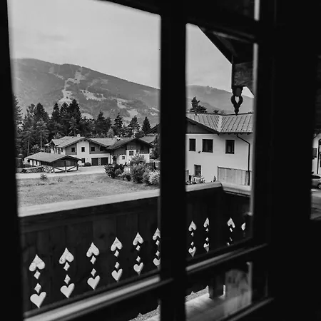 Hoamatgfuehl Mit Gartensauna - In Der Naehe Von Schladming Appartement