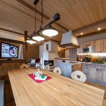 Hoamatgfuehl Mit Gartensauna - In Der Naehe Von Schladming * Haus im Ennstal